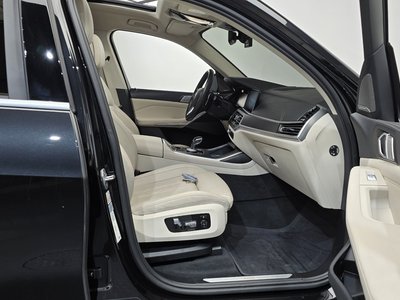 2022 BMW X7 — миниатюра 16
