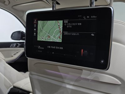 2022 BMW X7 — миниатюра 18