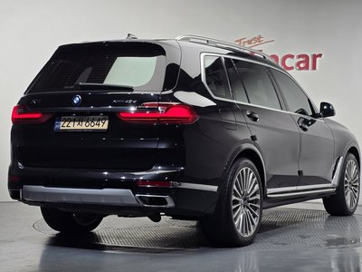 2022 BMW X7 照片 3