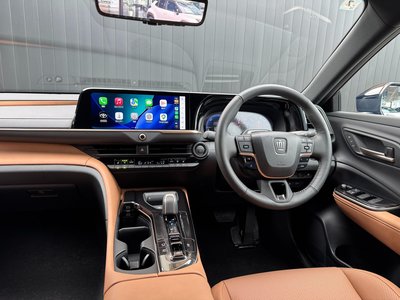 2025 Toyota CROWN SPORT thumbnail 32