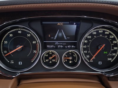 صورة 8 لـ 2016 Bentley FLYING SPUR