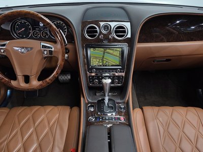 صورة 5 لـ 2016 Bentley FLYING SPUR