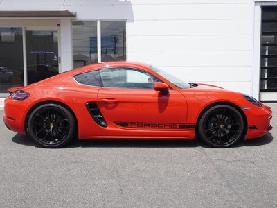 صورة 2 لـ 2024 Porsche 718