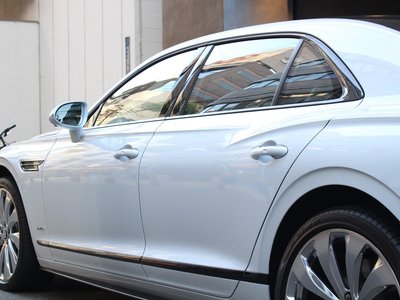 2020 Bentley FLYING SPUR 缩略图 21