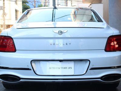 2020 Bentley FLYING SPUR photo 7