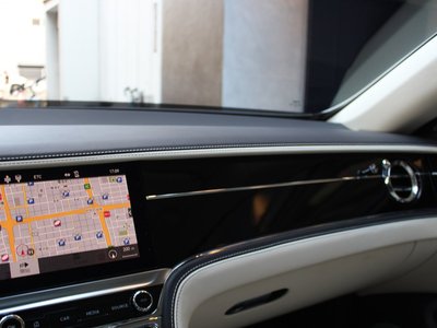 2020 Bentley FLYING SPUR 缩略图 23