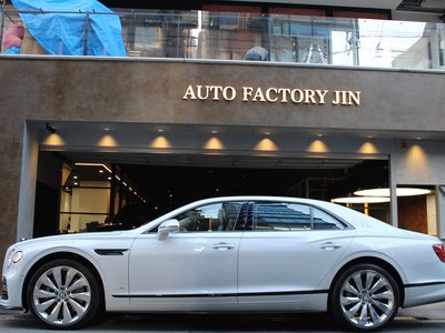 2020 Bentley FLYING SPUR photo 9