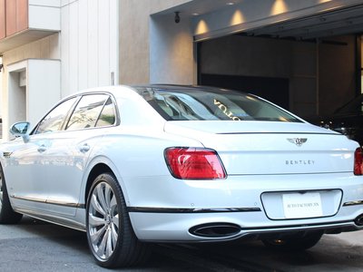2020 Bentley FLYING SPUR 缩略图 17