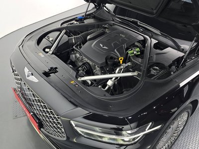 صورة 7 لـ 2019 Genesis G90