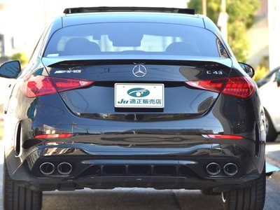 MERCEDES-BENZ C-CLASS AMG - 6