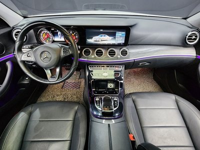 MERCEDES-BENZ E-CLASS - 5