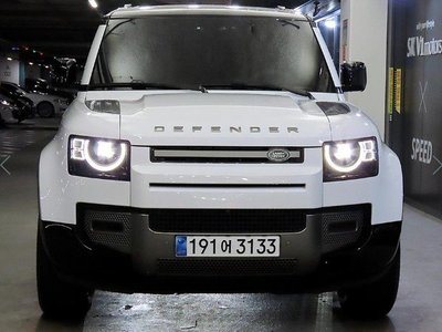 LAND ROVER DEFENDER - 5