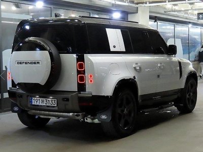 LAND ROVER DEFENDER - 3