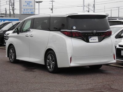 2023 Toyota ALPHARD — фото 5