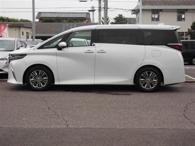 2023 Toyota ALPHARD — фото 4