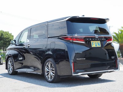 صورة 6 لـ 2025 Toyota VELLFIRE