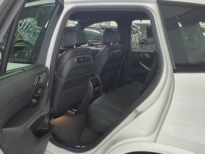 2025 BMW X5 缩略图 12