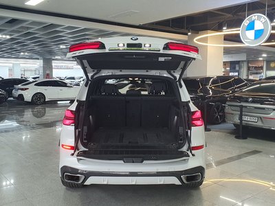صورة 10 لـ 2025 BMW X5