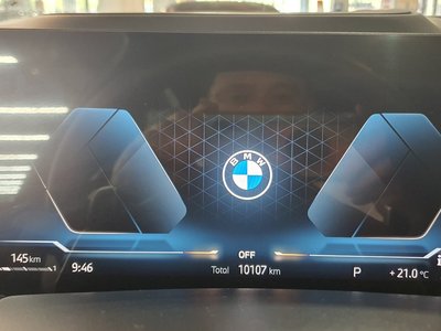 صورة 8 لـ 2025 BMW X5