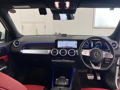 MERCEDES-BENZ GLB - 8