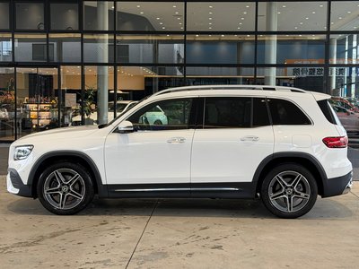 MERCEDES-BENZ GLB - 3