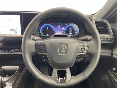 TOYOTA CROWN SPORT - 4