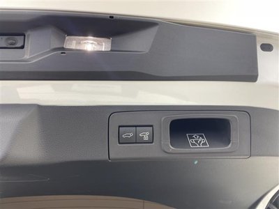 TOYOTA CROWN SPORT - 2