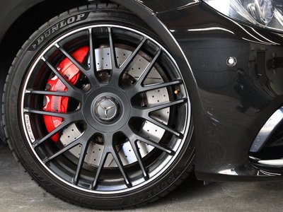 صورة 8 لـ 2017 Mercedes-BENZ C-CLASS AMG