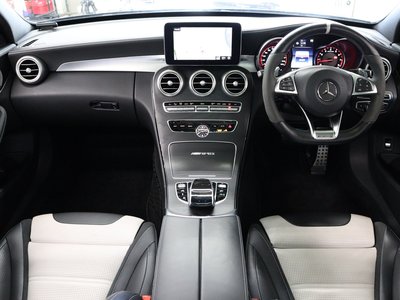 صورة 4 لـ 2017 Mercedes-BENZ C-CLASS AMG