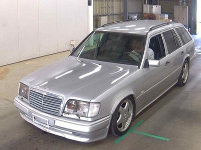 MERCEDES-BENZ E-CLASS AMG - 4