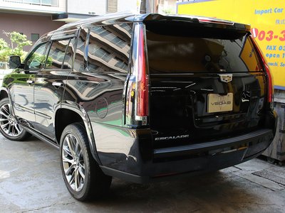 2020 Cadillac ESCALADE photo 10