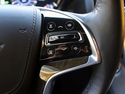 2020 Cadillac ESCALADE — миниатюра 48