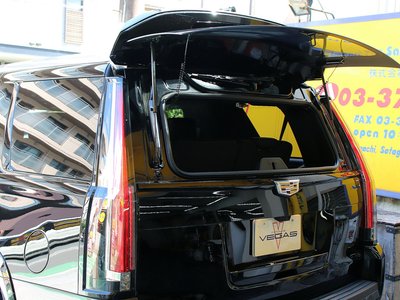 2020 Cadillac ESCALADE — миниатюра 15