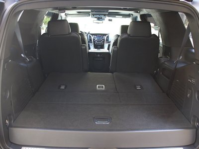 2020 Cadillac ESCALADE — миниатюра 18