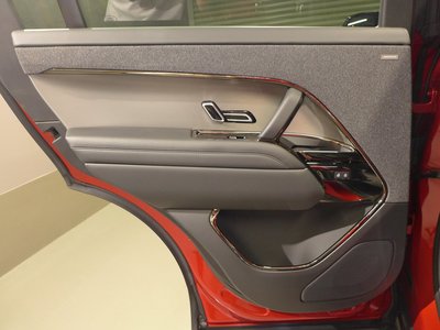2025 LAND Rover RANGE ROVER SPORT thumbnail 31