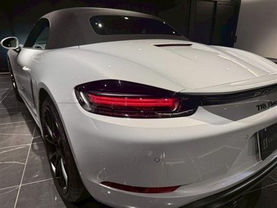 2025 Porsche 718 thumbnail 60