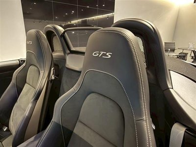 2025 Porsche 718 thumbnail 16