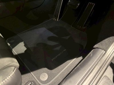 2025 Porsche 718 thumbnail 42