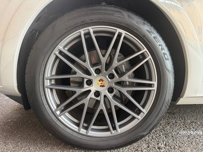 2024 Porsche CAYENNE — миниатюра 53