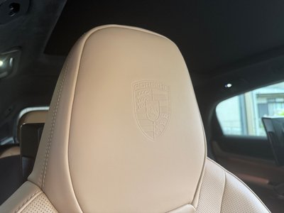 2024 Porsche CAYENNE — миниатюра 22