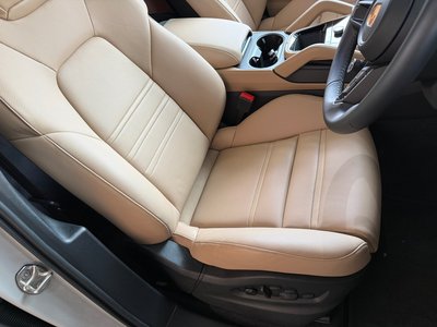 2024 Porsche CAYENNE — миниатюра 43