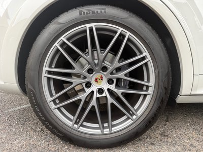 2024 Porsche CAYENNE — миниатюра 52