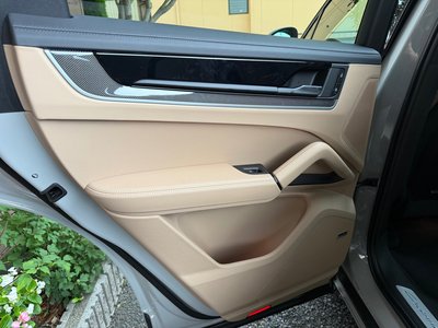 2024 Porsche CAYENNE — миниатюра 33