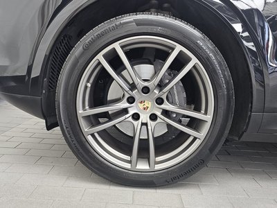 PORSCHE CAYENNE - 6