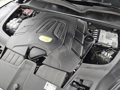 PORSCHE CAYENNE - 7