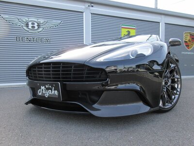 ASTON MARTIN VANQUISH - 6
