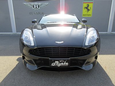 ASTON MARTIN VANQUISH - 2