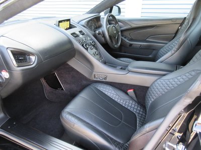 ASTON MARTIN VANQUISH - 3