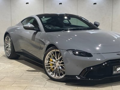 ASTON MARTIN VANTAGE - 10