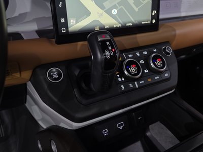 2022 LAND Rover DEFENDER thumbnail 12